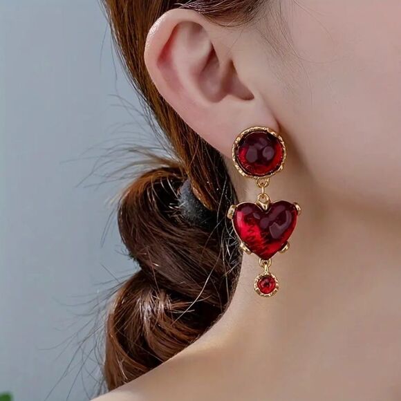 18K Gold Plated Red Cabochon Heart Dangle Earring NWT - Picture 2 of 6